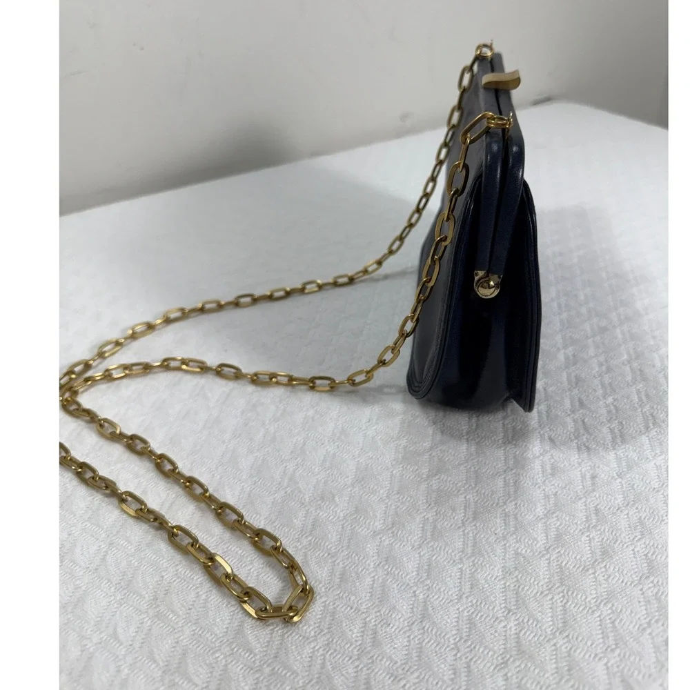 Liz Claiborne Vintage Navy Blue‎ Leather Frame Crossbody Bag Gold Chain Strap